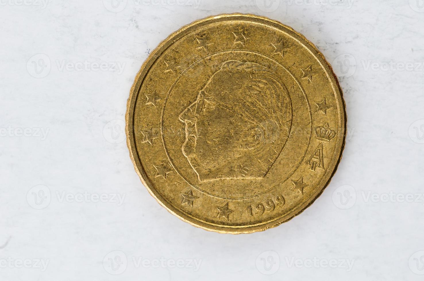 Moneta da 50 centesimi di euro con retro usato in belgio foto