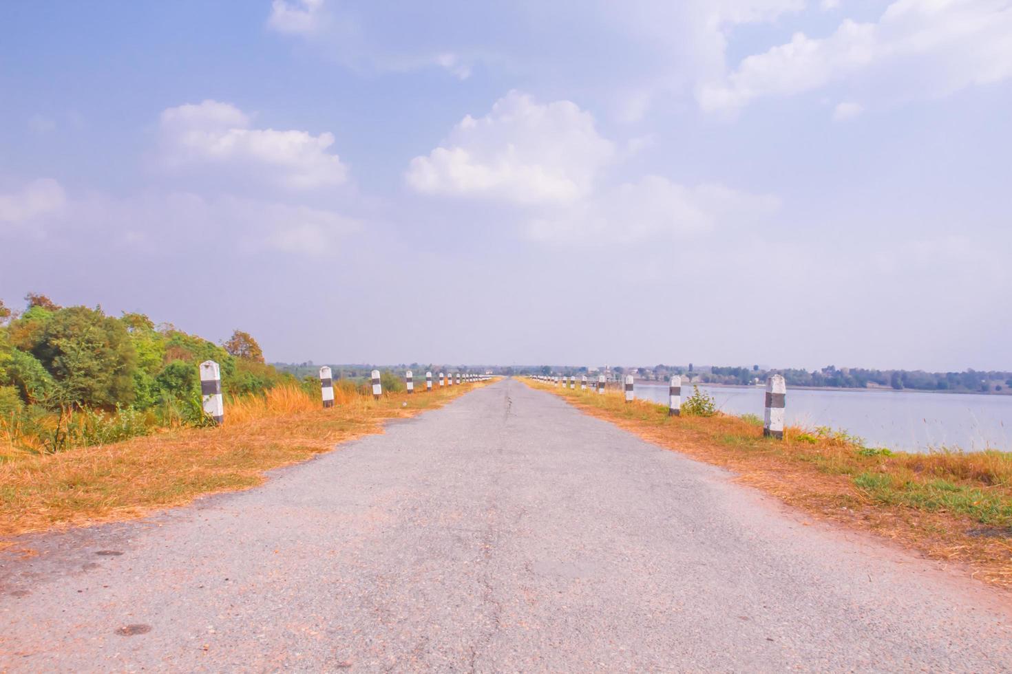 bellissimo natura e strada foto