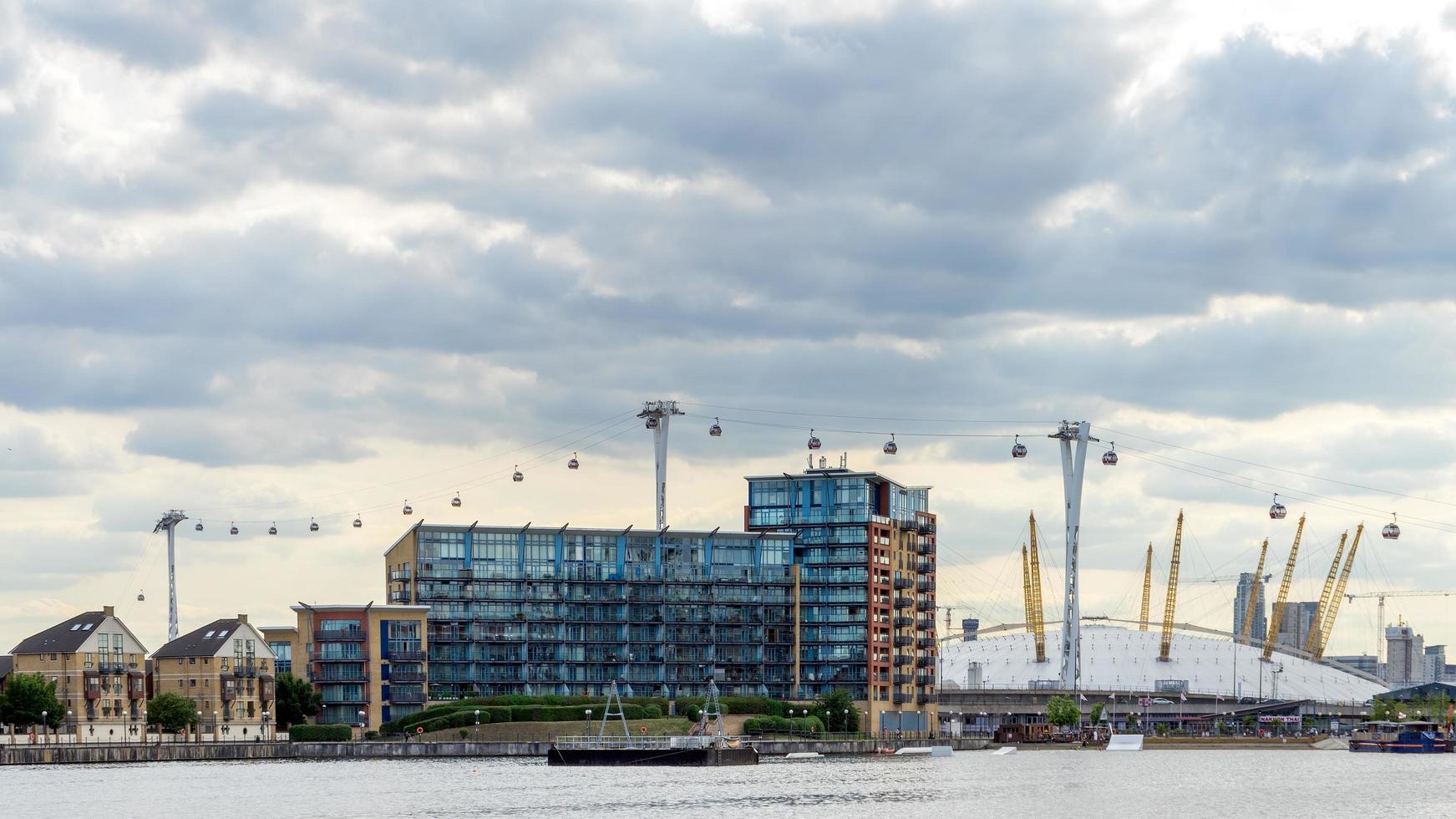 Londra, UK. Visualizza di il o2 edificio e il Londra cavo auto foto