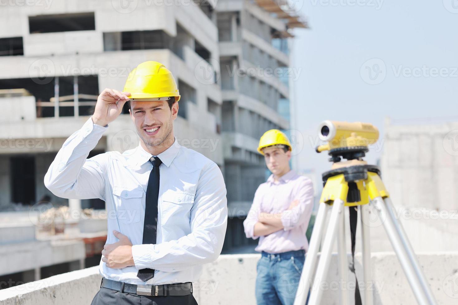 squadra di architetti su costruzione luogo foto