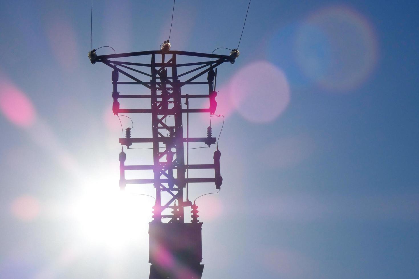 metallo torri per trasporto elettricità, ingegneria lavori foto