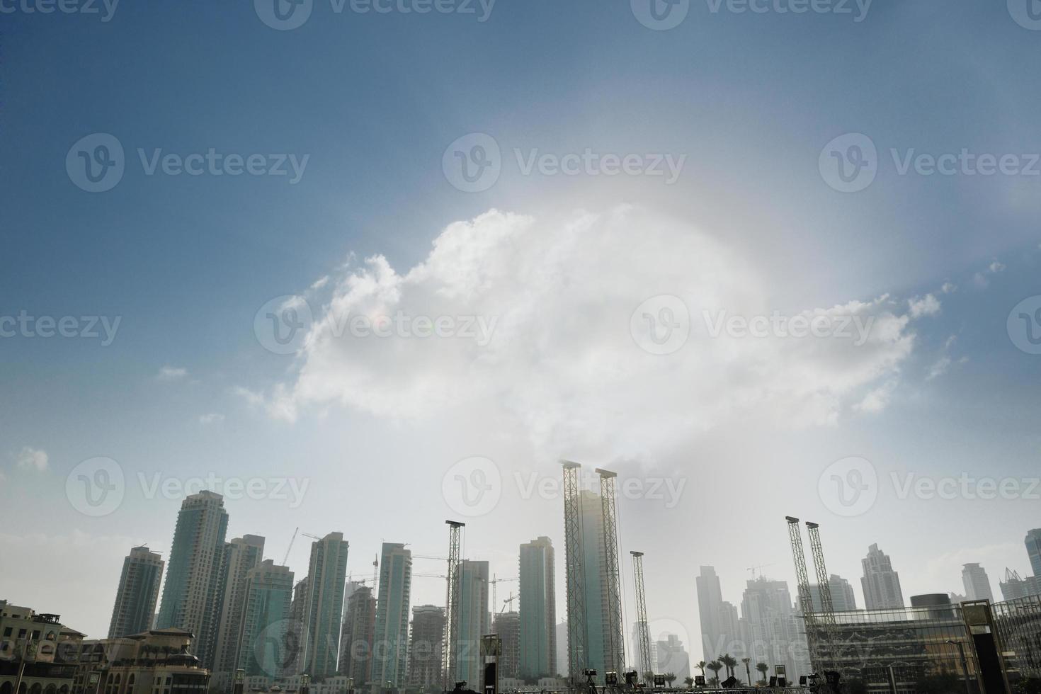 skyline della città moderna foto