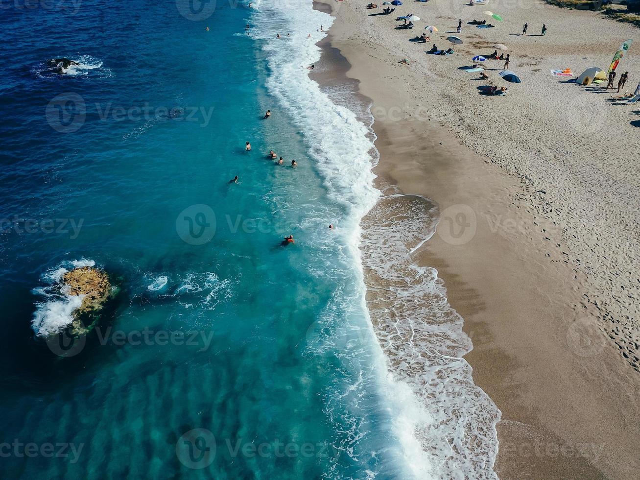 aereo Visualizza a partire dal volante fuco di persone rilassante foto