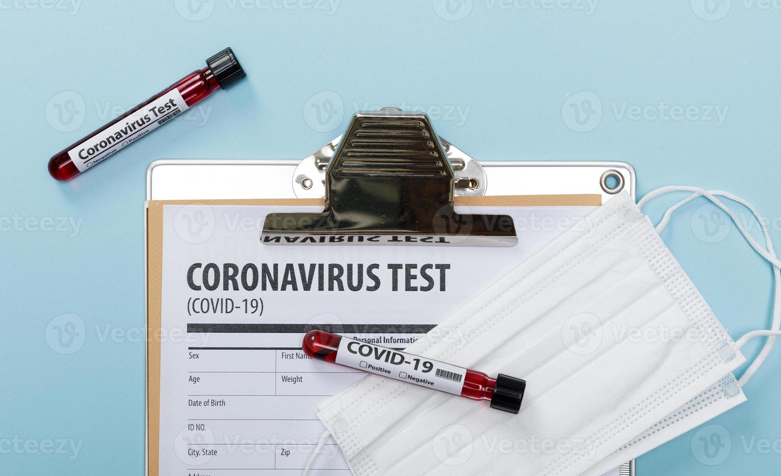 analisi pazienti sangue campioni per coronavirus scoppio covid-19 nel il laboratorio con medico medico attrezzatura, nuovo coronavirus 2019-ncov a partire dal wuhan Cina concetto, con copia spazio foto