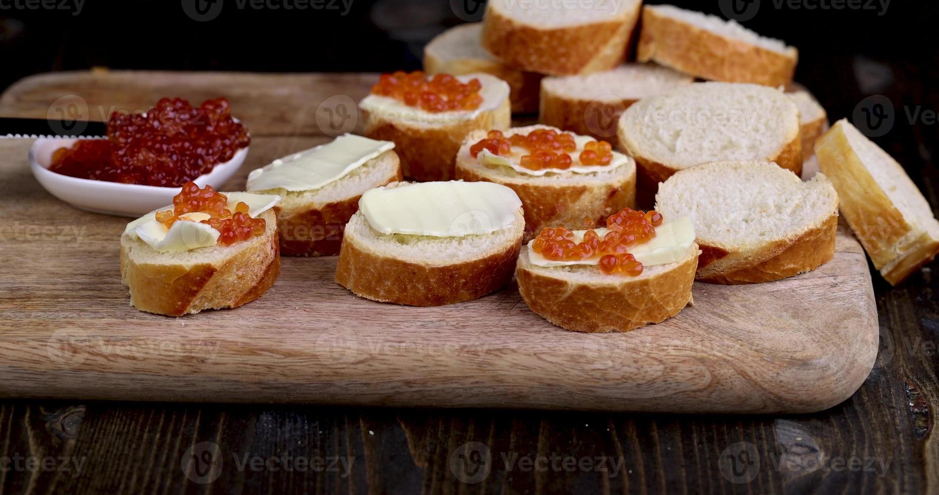 fabbricazione panini con pane, vicino su foto