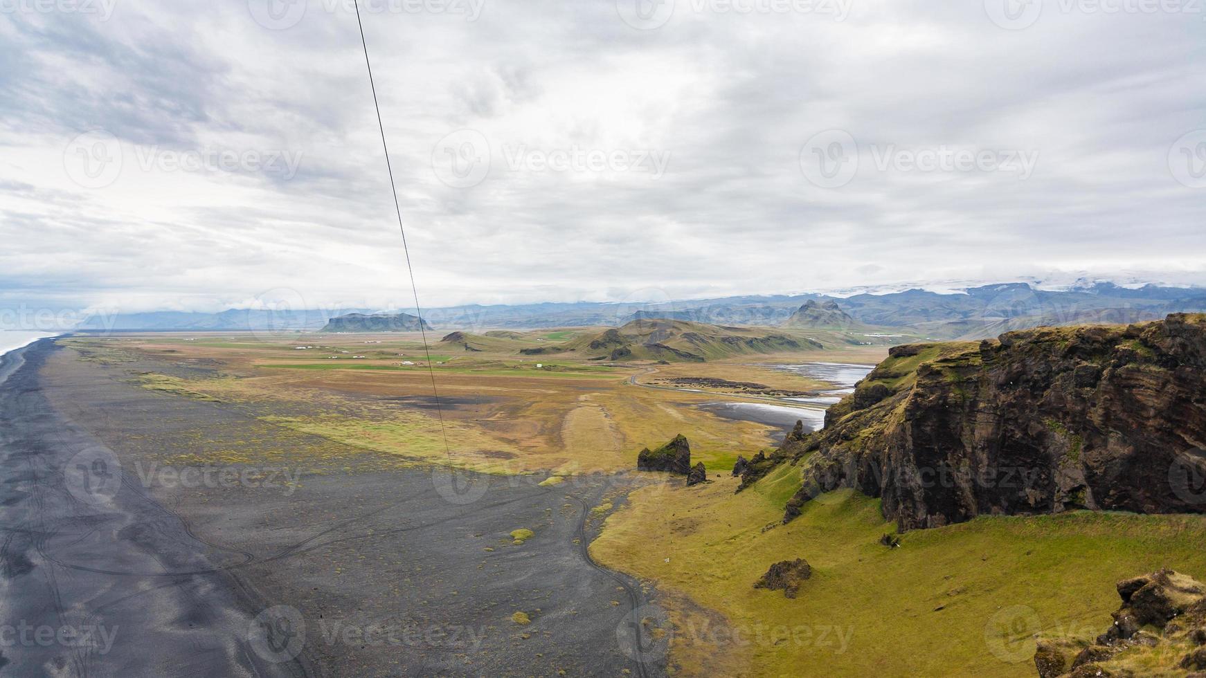 solheimafjara riva a partire dal dirholaey promontorio foto