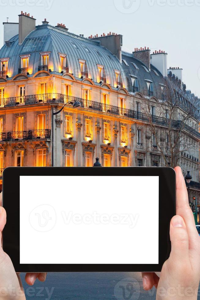 turista fotografie viale santo michel Parigi