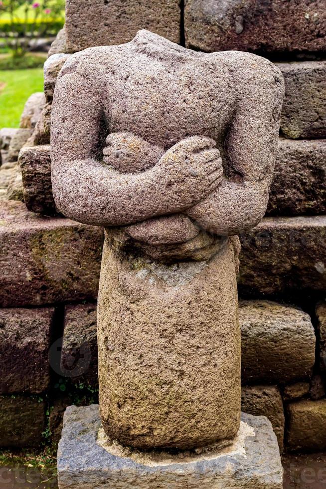 sculture - rilievi di storico reliquie in giro il occidentale versante di montare legge, stimato per avere stato costruito in giro il 14-15 secolo anno Domini. foto