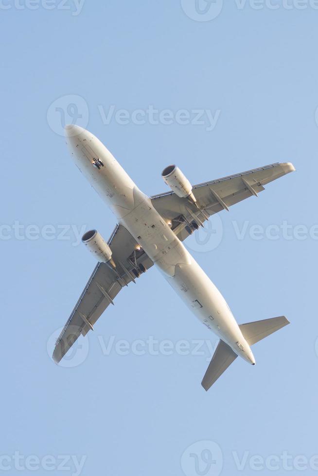 l'aereo sta atterrando foto