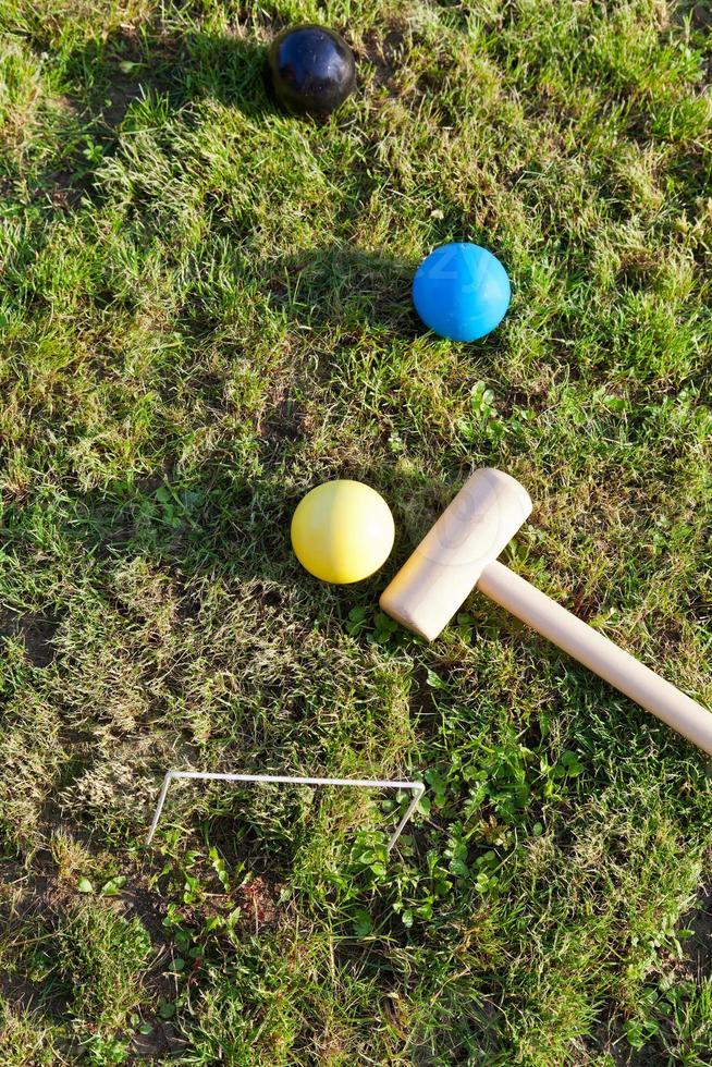 gioco di croquet su verde prato foto