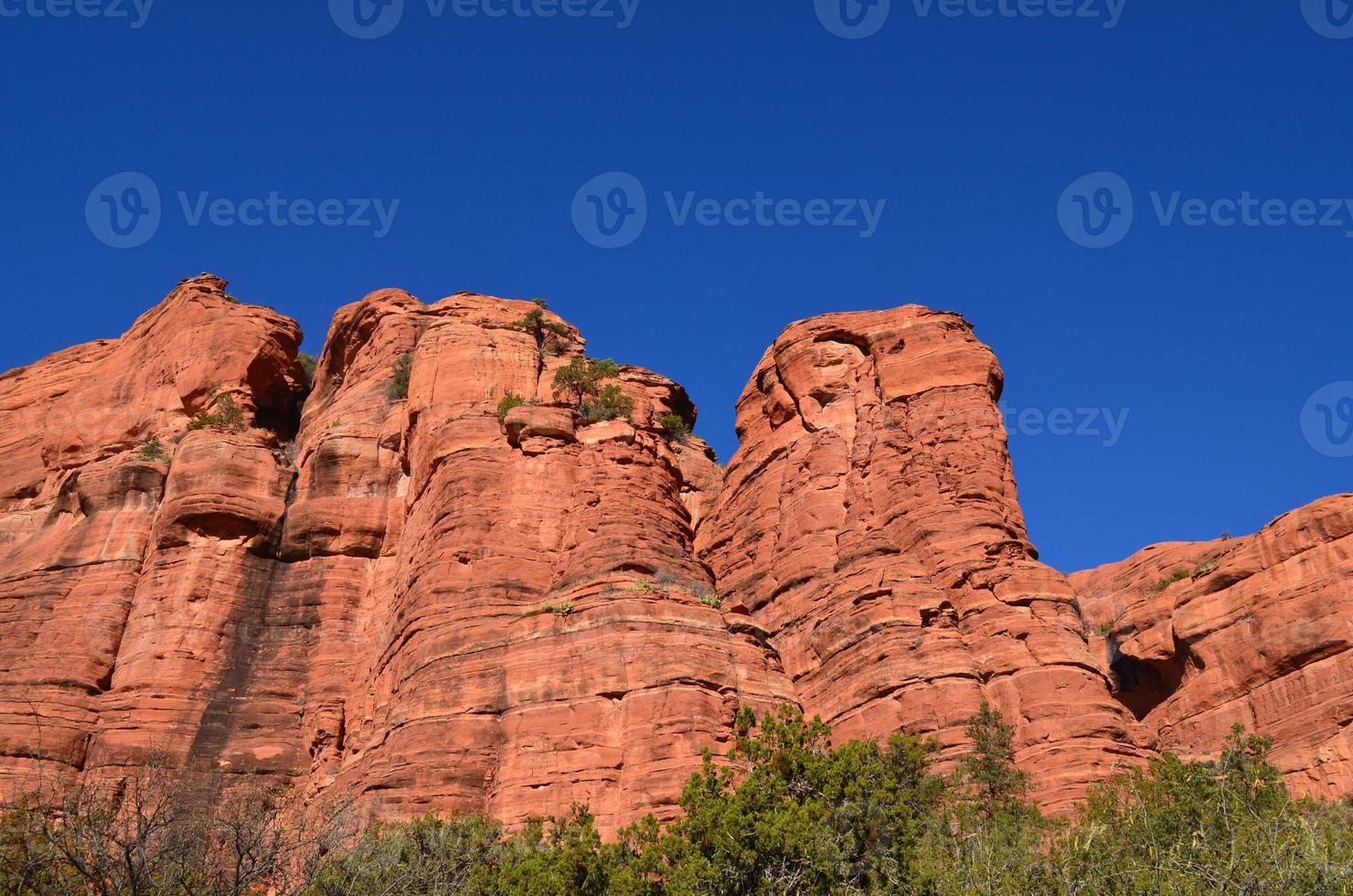 strutturato rosso roccia formazione nel sedona Arizona foto
