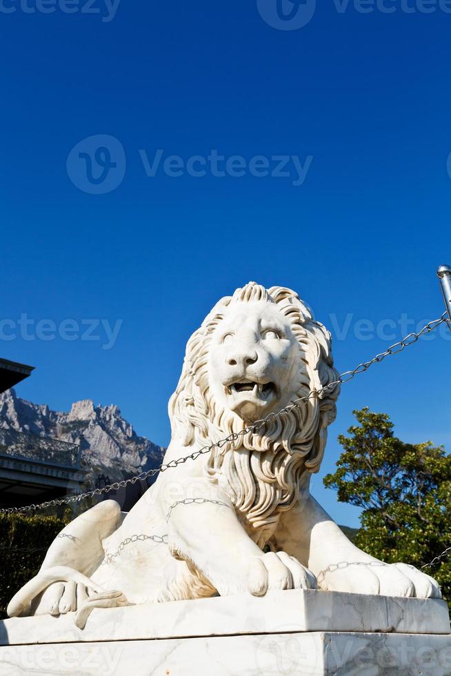 medici Leone vicino alupka palazzo e ai-petri picco foto