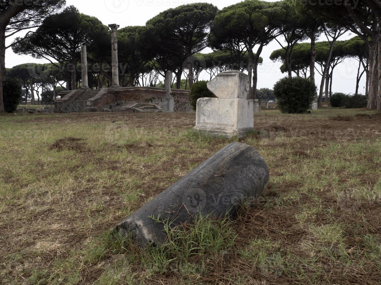 vecchio antico ostia archeologico rovine foto