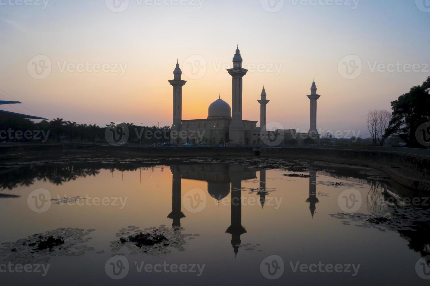 moschea all'alba foto