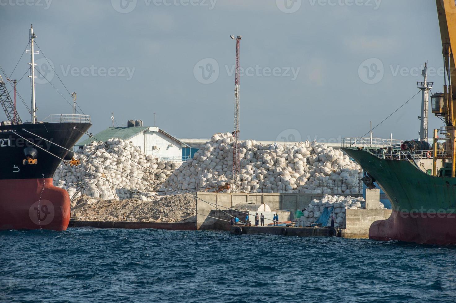 Maldive sciocchezze isola spazzatura nel fiamme foto