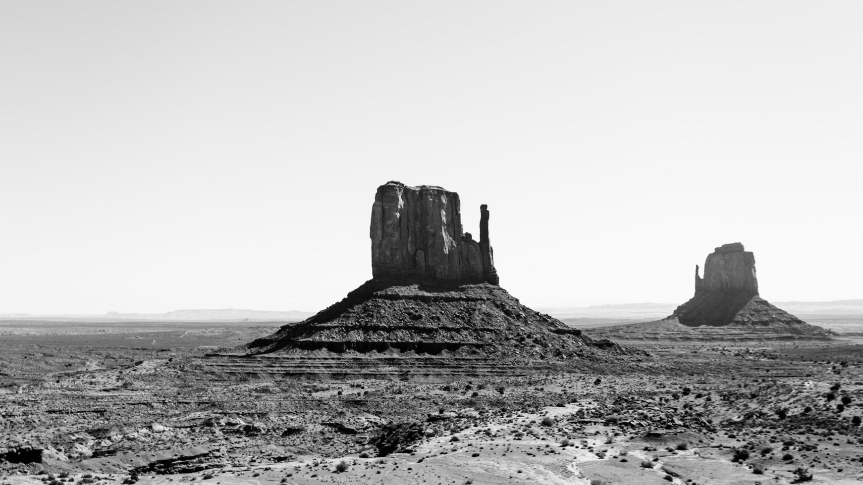 due guanti nella monument valley, az foto