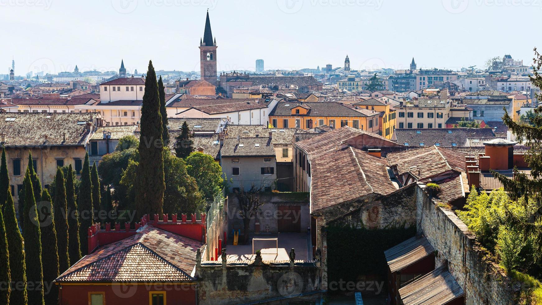 sopra Visualizza di nel Verona città nel primavera foto