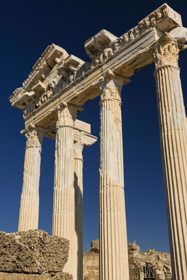 apollo tempio di lato foto