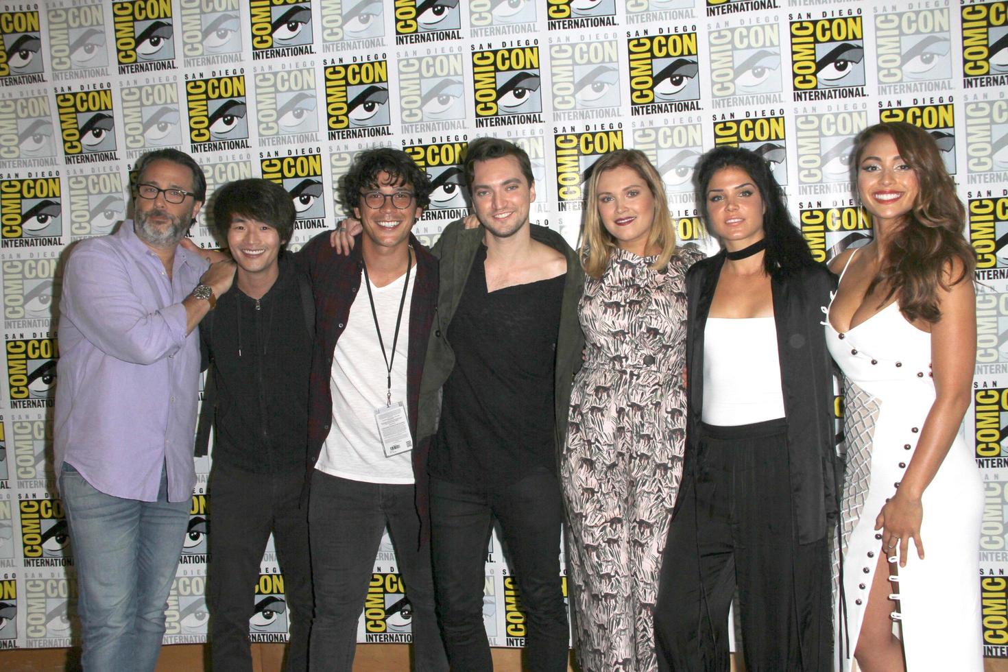 san diego - luglio 21 jason Rothenberg, christopher larkin, peso morley, Richard armonia, Elisa sarto, marie avgeropoulos e Lindsey morgan a comico con Venerdì 2017 a il comico con internazionale convenzione su luglio 21, 2017 nel san diego, circa foto