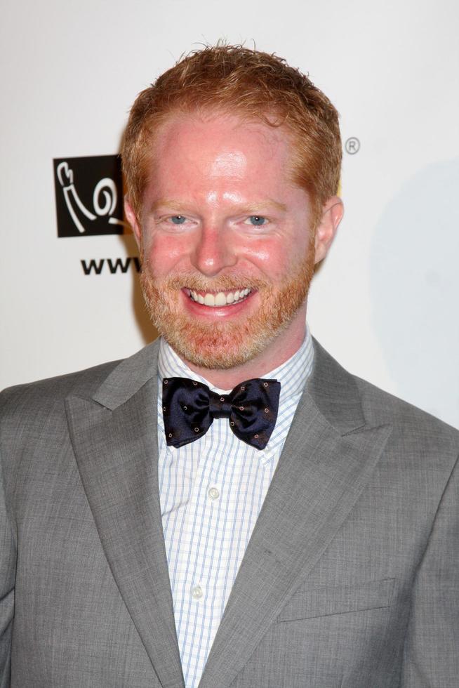 los angeles, ott 8 - jsse Tyler ferguson arriva a il gay, lesbica e dritto formazione scolastica Rete rispetto premi a beverly colline Hotel Teatro su ottobre 8, 2010 nel beverly colline, circa foto