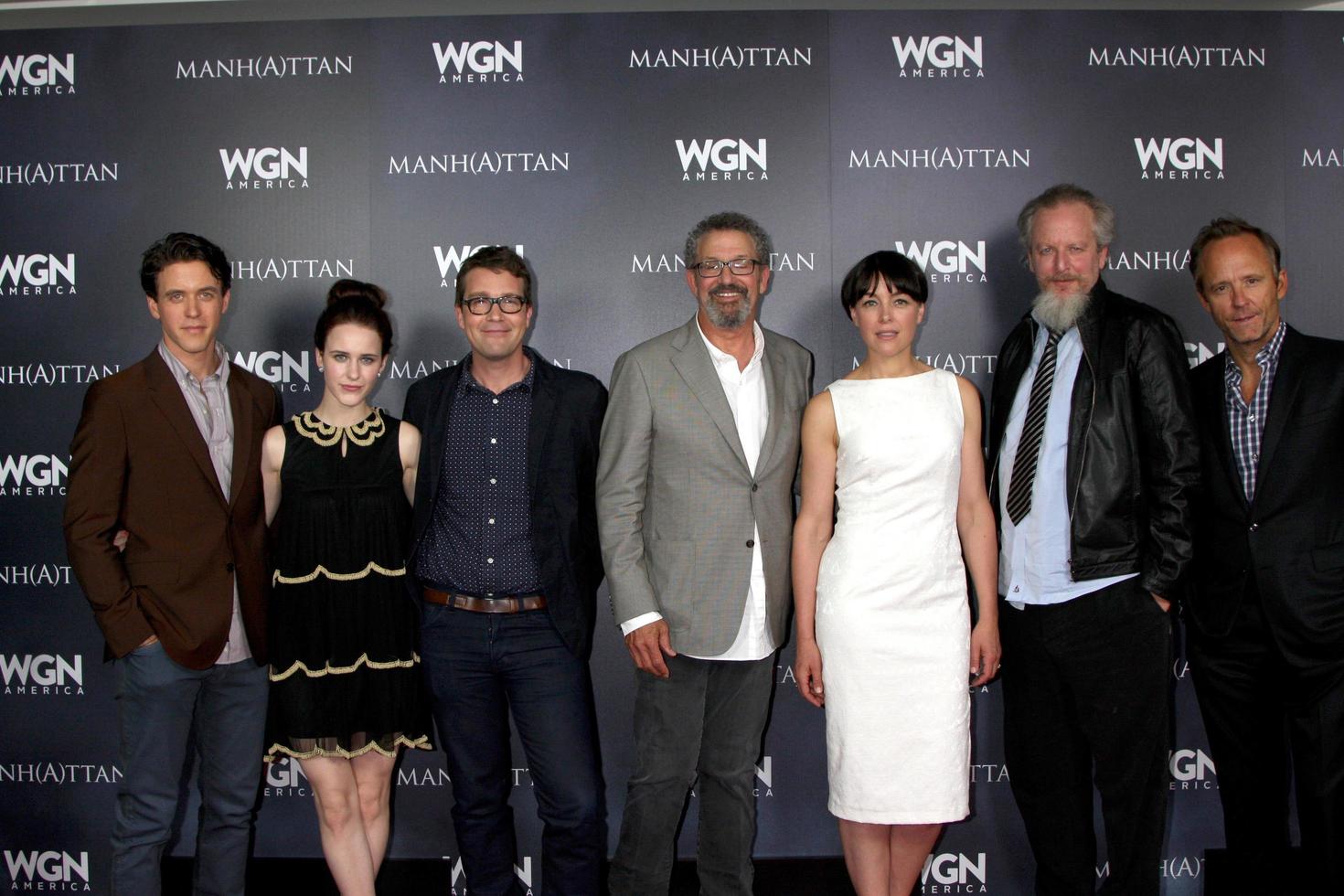 los angeles, luglio 9 - Ashley zukerman, rachel brosnahan, sam sci, Tommaso schlamme, olivia williams, daniele poppa, John Beniamino succhiotto a il wgn serie Manhattan foto operazione luglio 2014 tca a il beverly hilton Hotel su luglio 9, 2014 nel beverly colline, circa