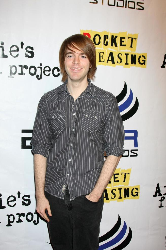 los angeles, settembre 22 - shane dawson in arrivo a il dopo la festa per archi S finale progetto presentata di grande aria studi, razzo liberando, e interscopio record a traccia 16, bergamotto stazione su settembre 22, 2011 nel Santa monica, circa foto