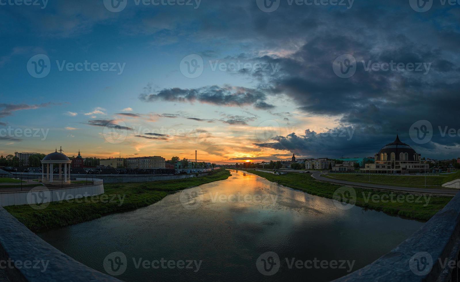 estate tramonto nel tula, Russia foto