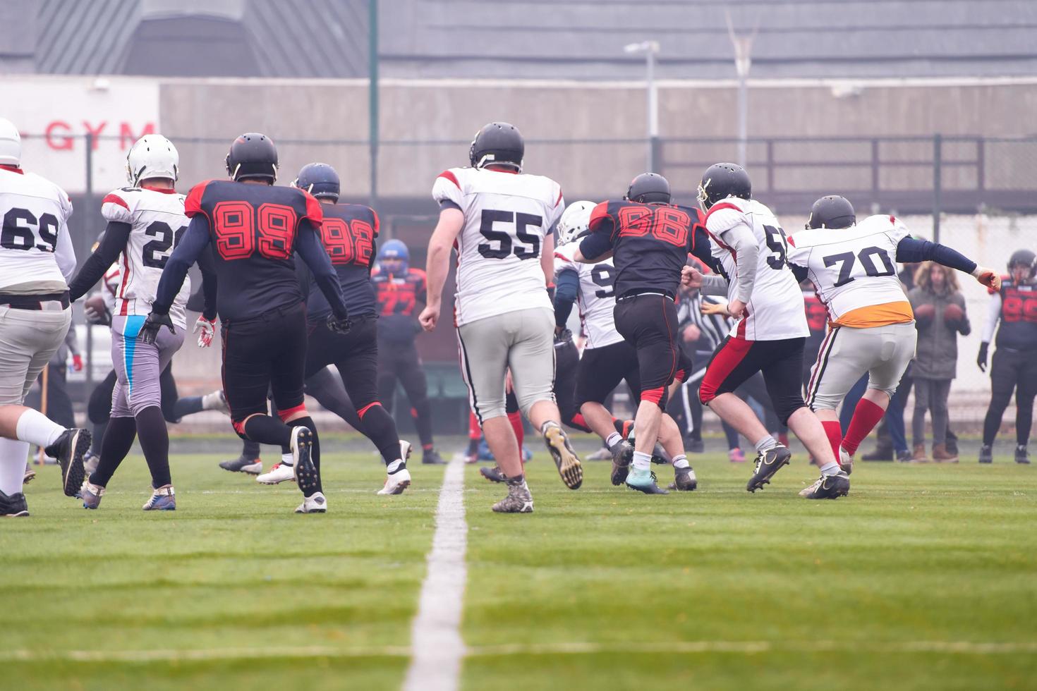 formazione incontro di professionale americano calcio Giocatori foto