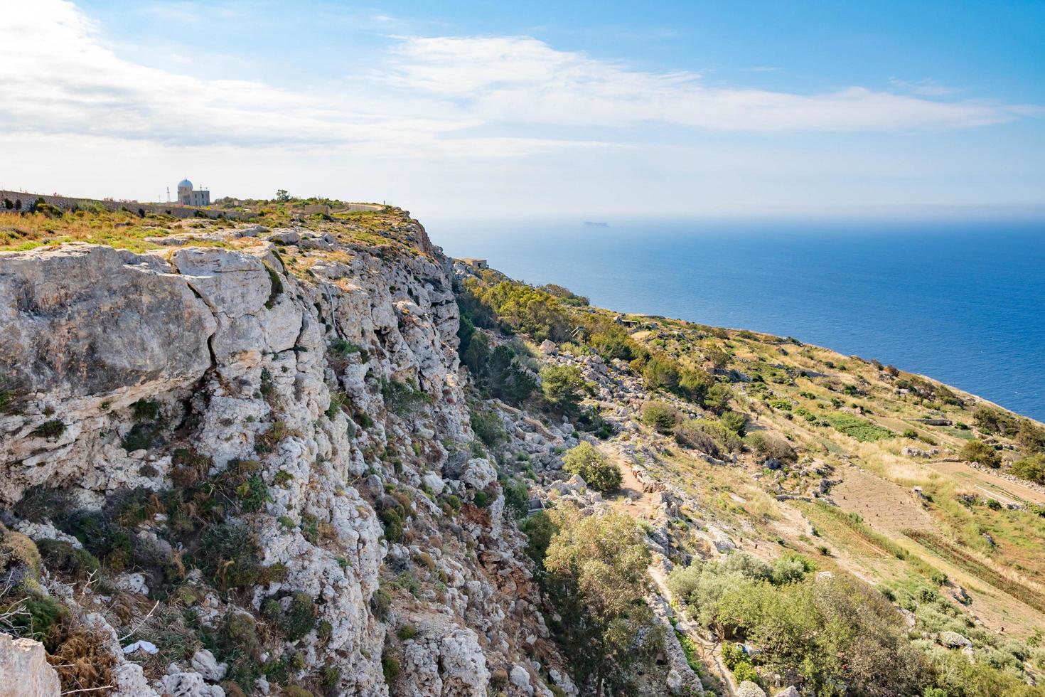 scogliere rocciose a Malta foto