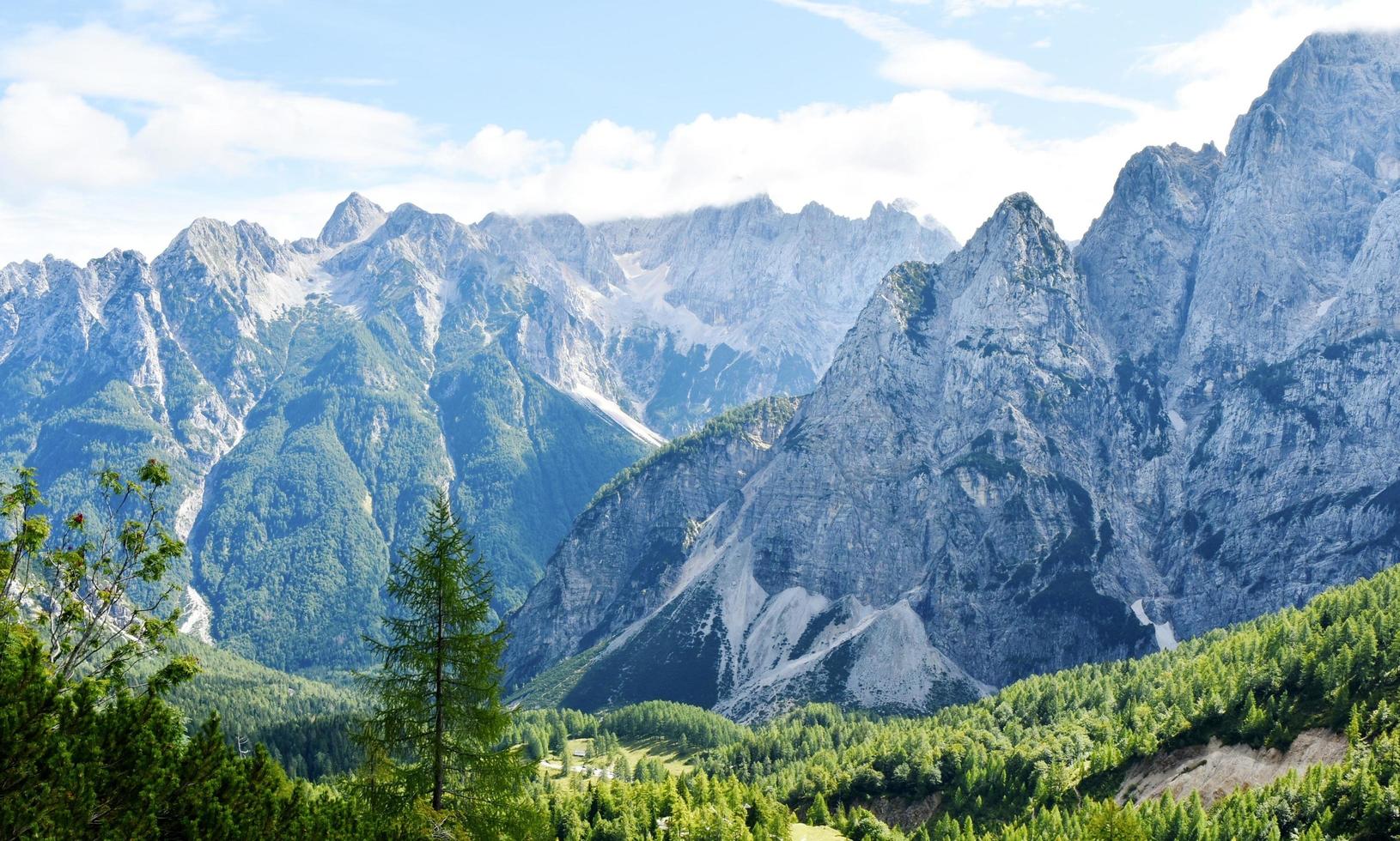 montagne delle Alpi Giulie foto