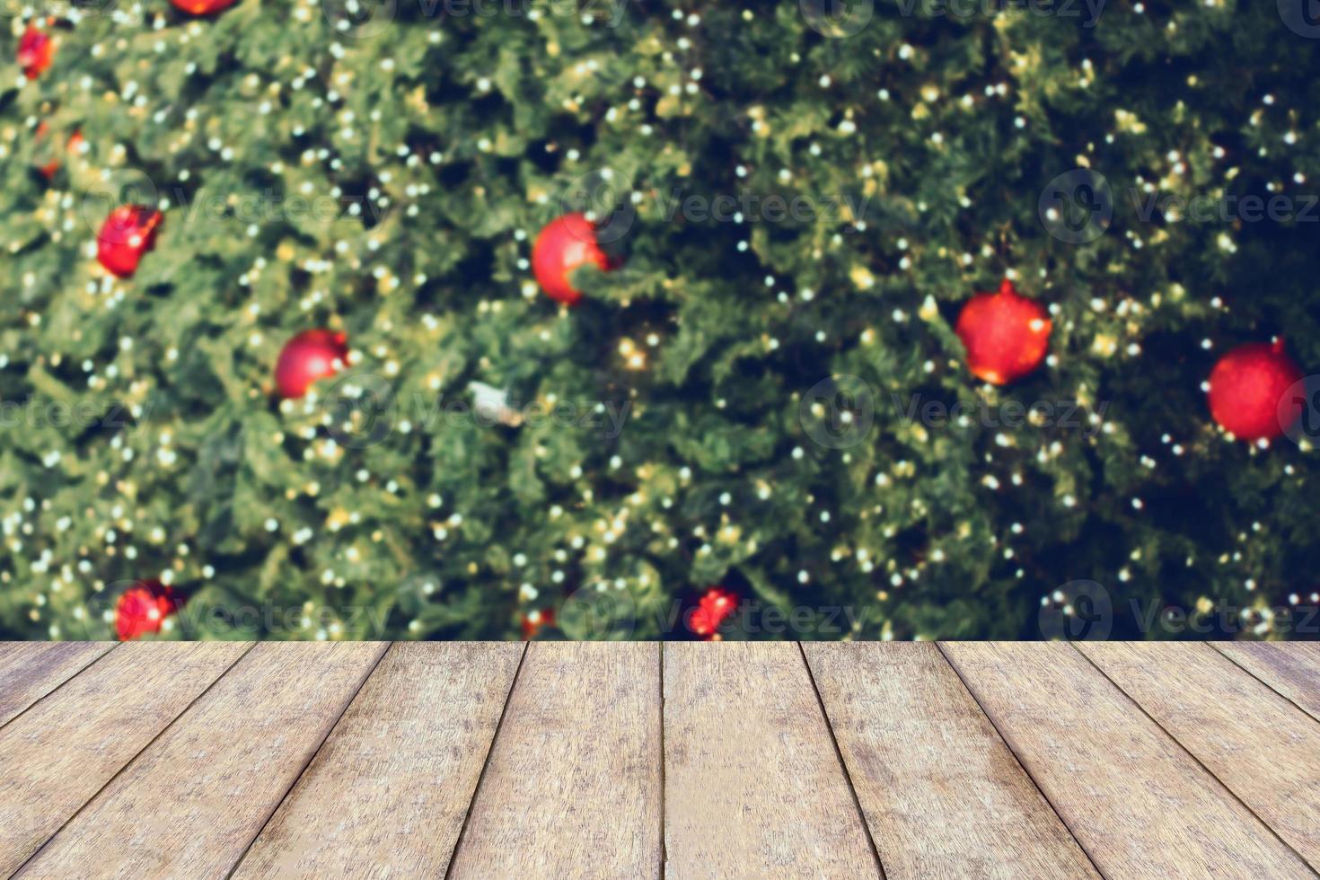 Natale vacanza sfondo con vuoto di legno tavolo foto