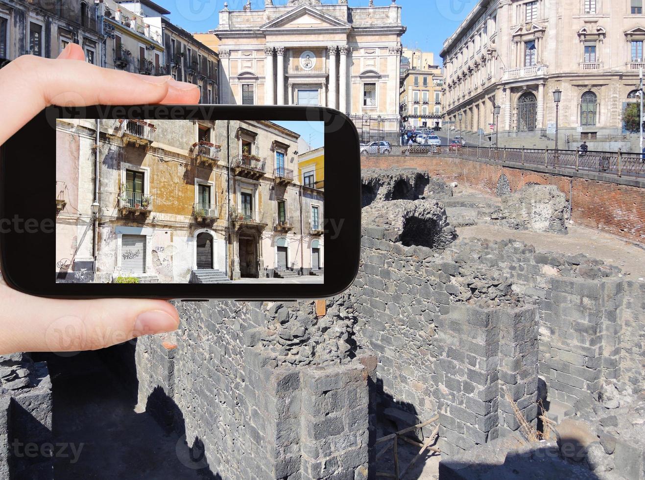 turista fotografie facciata urbano Casa nel catania