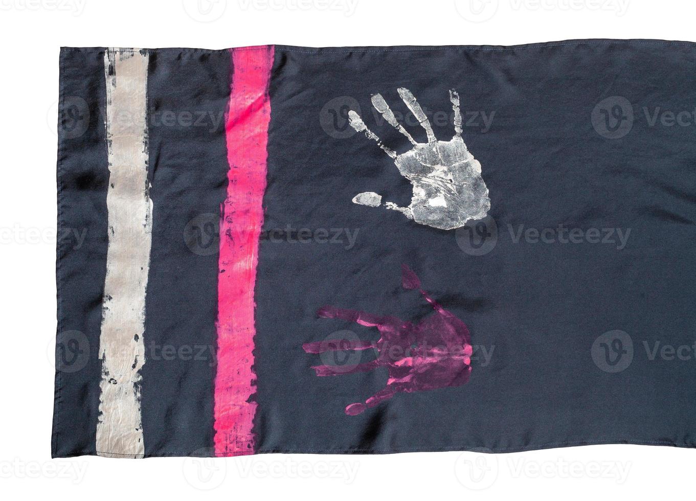bordo di sciarpa con dipinto a mano impronte di mani isolato foto