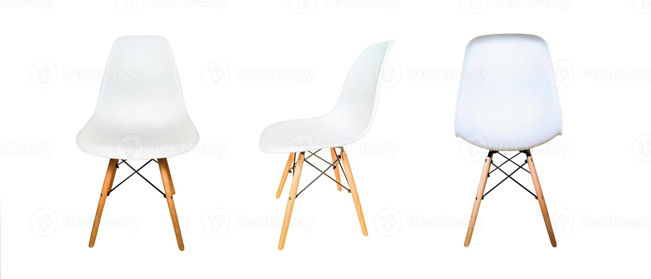 bianca moderno sedie con di legno gambe. foto