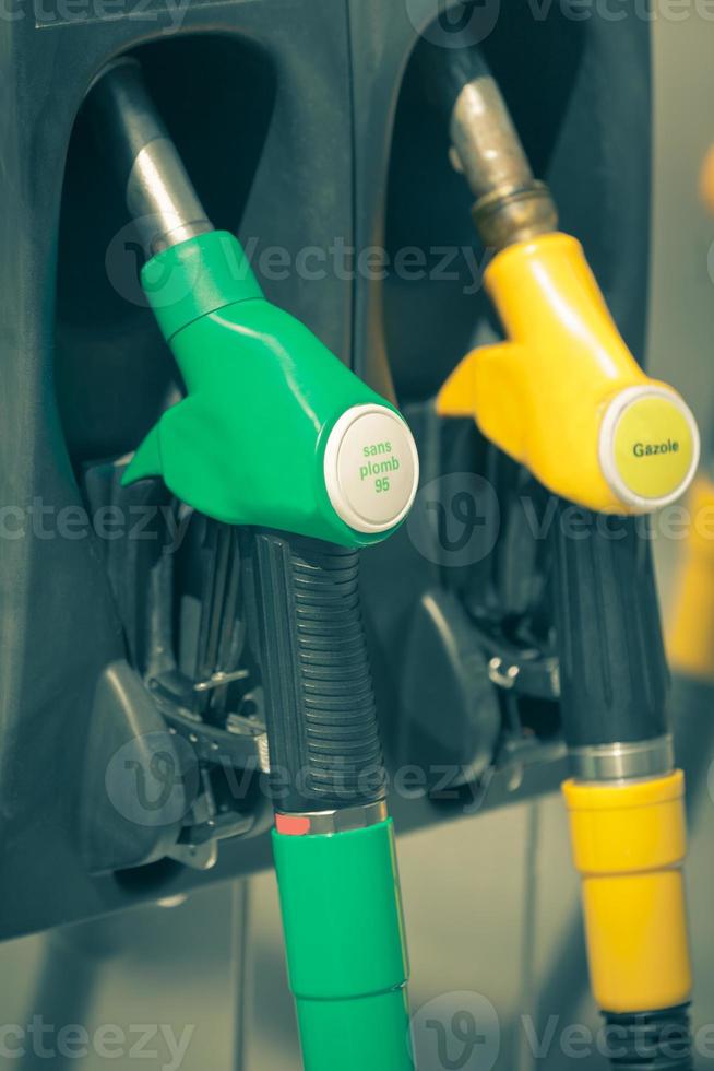 benzina pompe avvicinamento foto