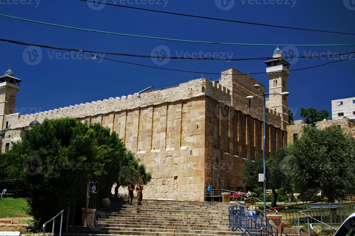 un' Visualizza di il tombe di il patriarchi nel ebro foto