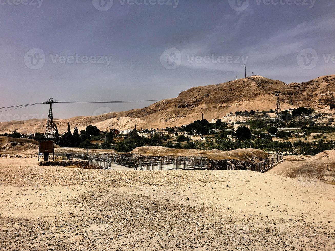 un' Visualizza di il vecchio cittadina di Gerico nel Israele foto