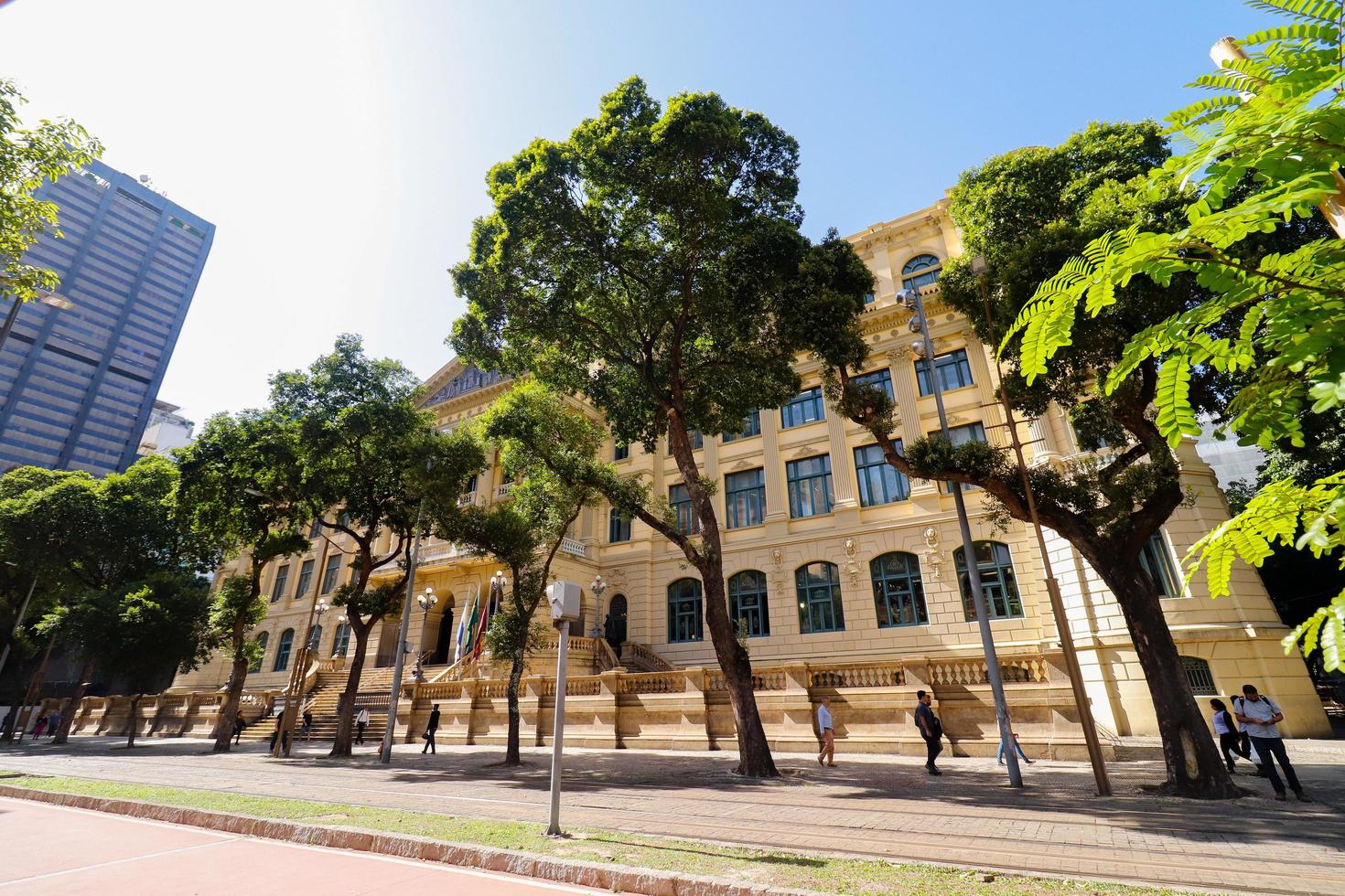 rio de janeiro, rj, 2022 - facciata di il nazionale biblioteca di brasile, il maggiore biblioteca nel latino America e il 7 ° maggiore nel il mondo foto