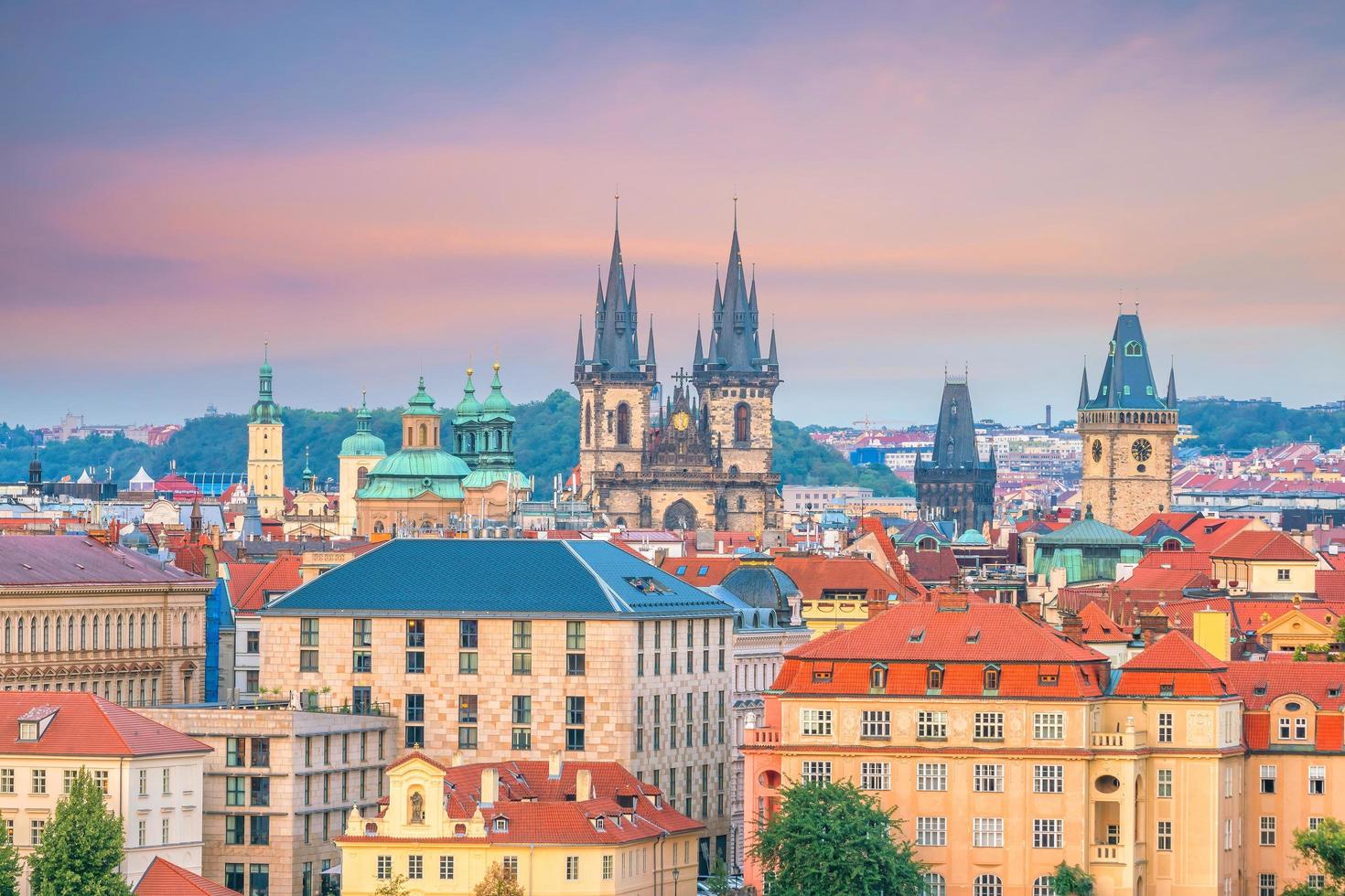 piazza della città vecchia a praga repubblica ceca foto