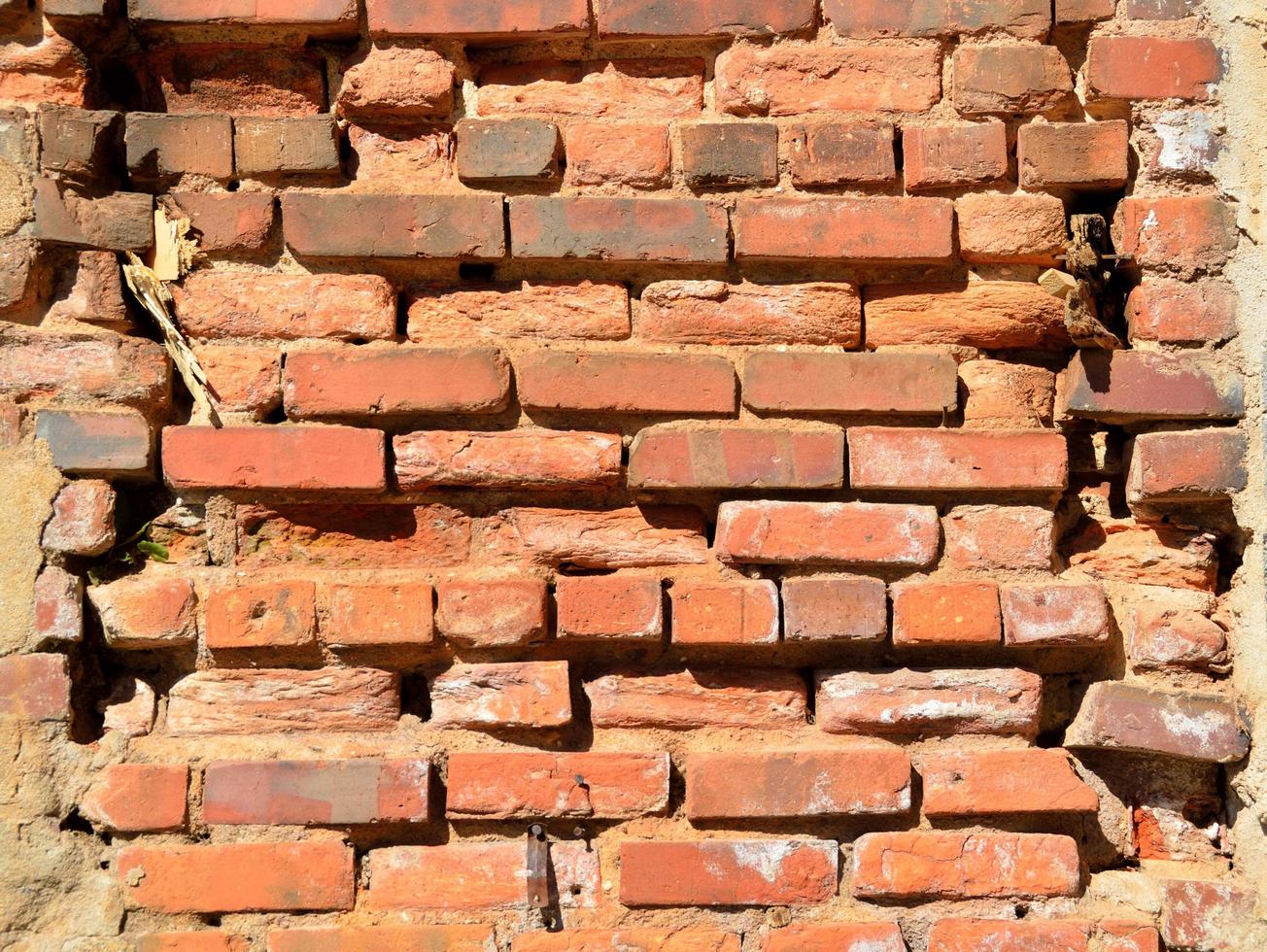 vecchio muro di mattoni foto