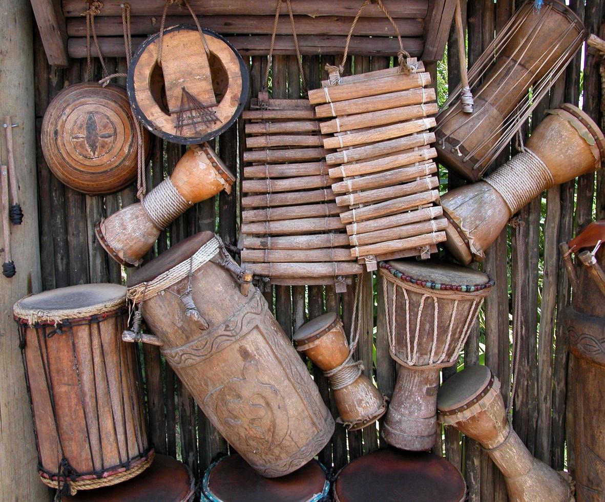 strumenti a percussione africani foto