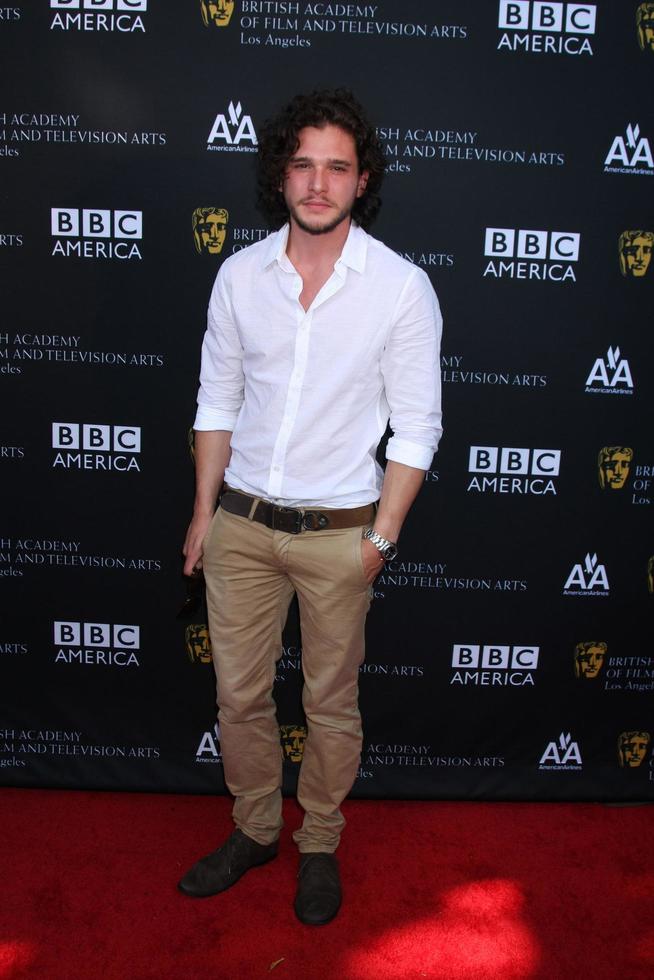 los angeles - sep 17 - kit Harington arriva a il 9 ° annuale bafta los angeles tv tè festa a l eremitaggio beverly colline Hotel su settembre 17, 2011 nel beverly colline, circa foto