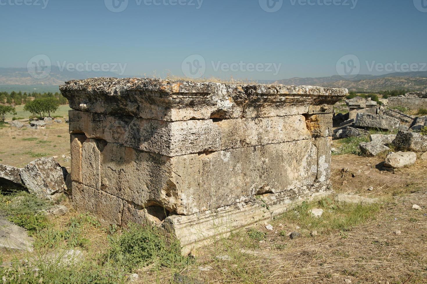 tomba a hierapolis antico città, pamukkale, denizli, turkiye foto