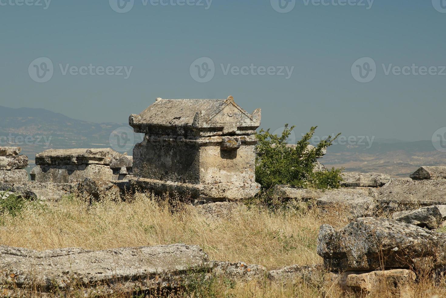 tomba a hierapolis antico città, pamukkale, denizli, turkiye foto