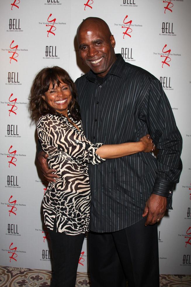 los angeles, mar 16 - debbi morgan Jeffery winston arriva a il giovane e irrequieto 39th anniversario festa ospitato di il campana famiglia a il palihouse su marzo 16, 2012 nel ovest hollywood, circa foto