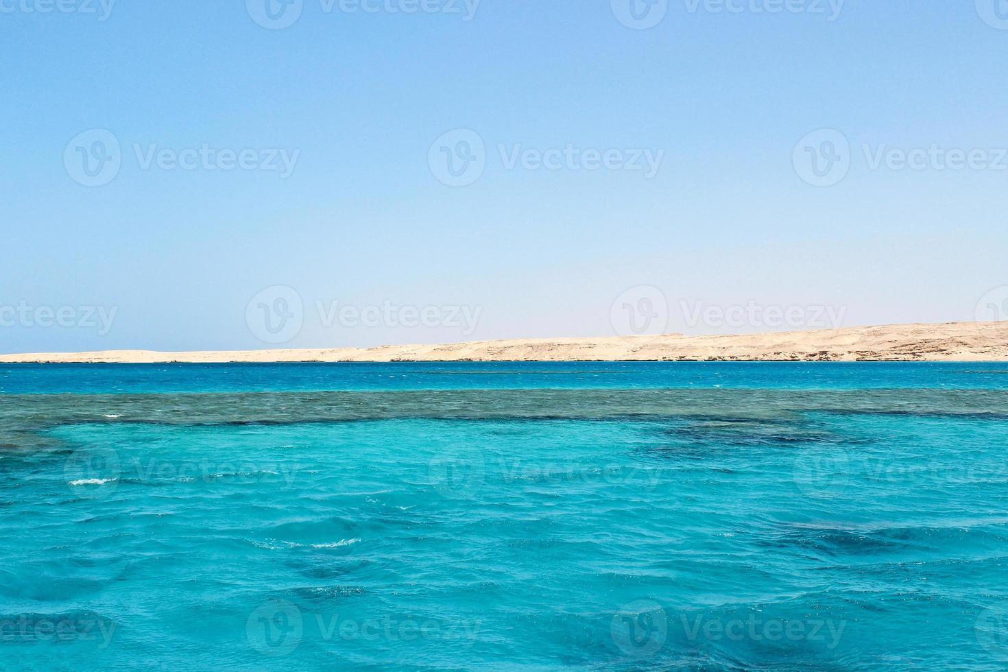 paesaggio marino di il rosso mare nel sharm el-sceicco foto