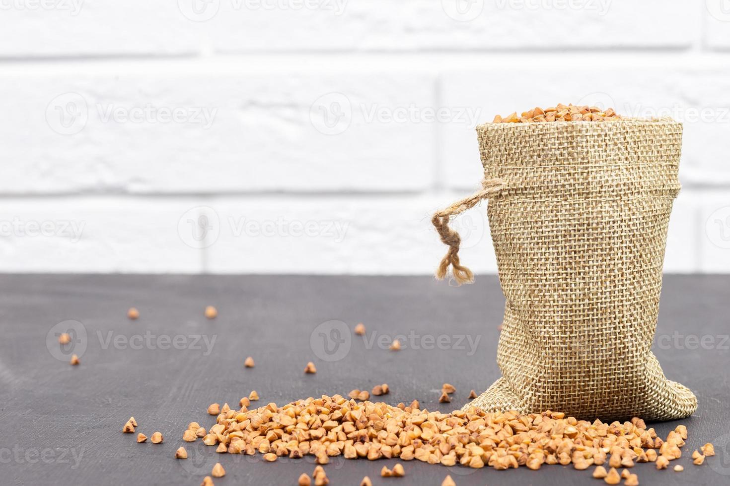 grano saraceno. grano saraceno su licenziamento. crudo grano saraceno semole. totale grano porridge. foto