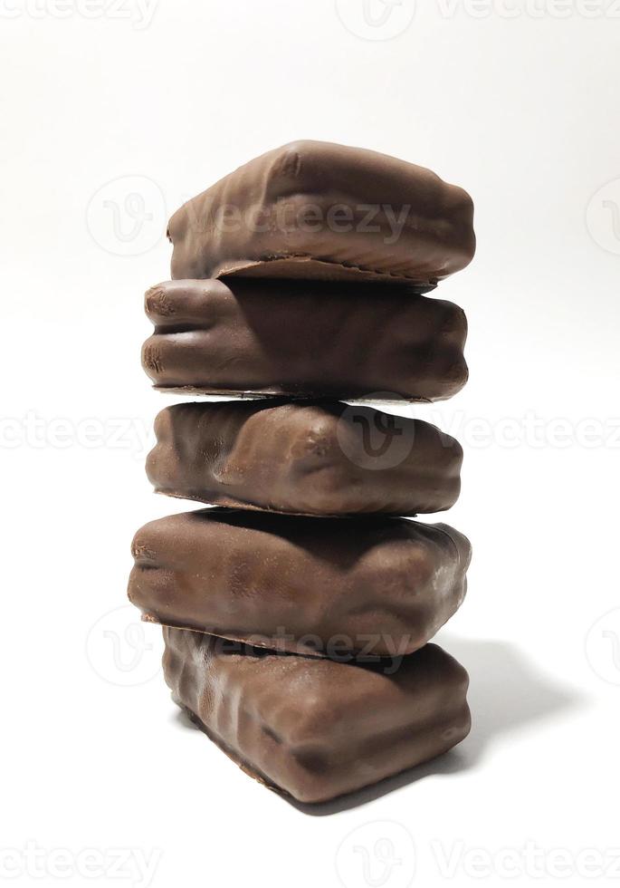 cioccolato aromatizzato cibo su bianca sfondo foto