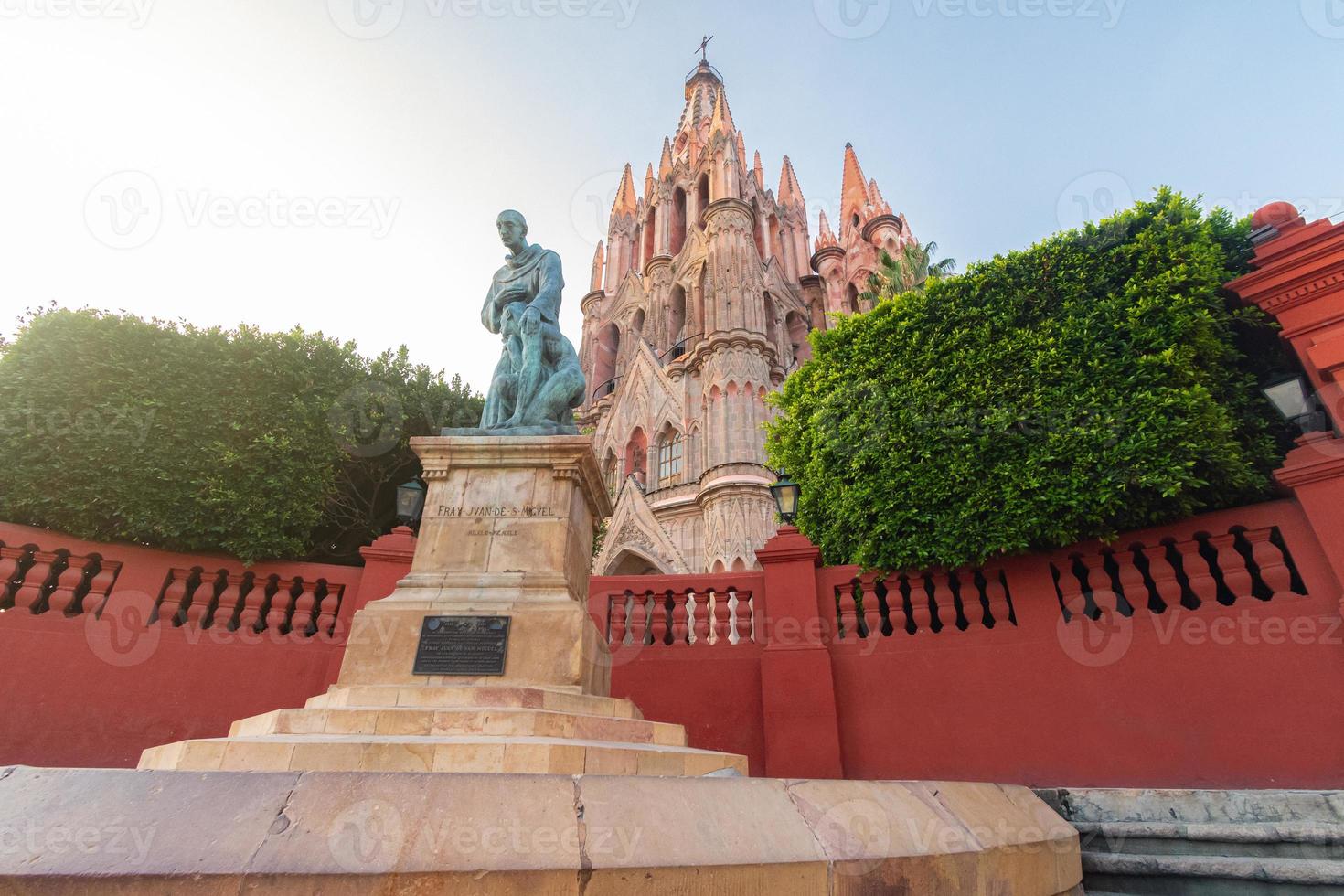 parrocchia arcangelo Chiesa jardin cittadina piazza Raffaele chruch san miguel de allende, Messico. parroaguia creato nel 1600 foto