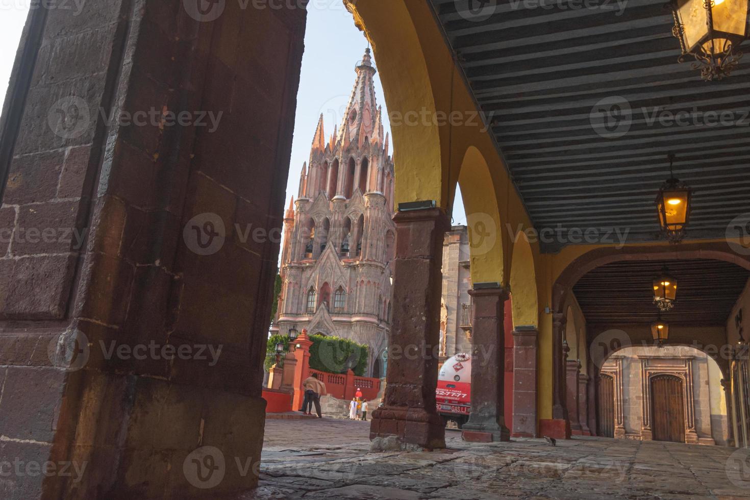 parrocchia arcangelo Chiesa jardin cittadina piazza Raffaele chruch san miguel de allende, Messico. parroaguia creato nel 1600 foto